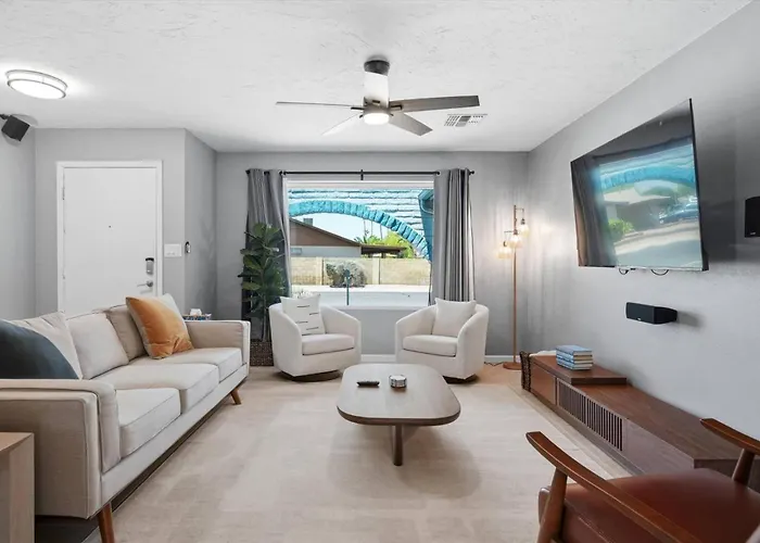 Comanche Hideaway * Chandler