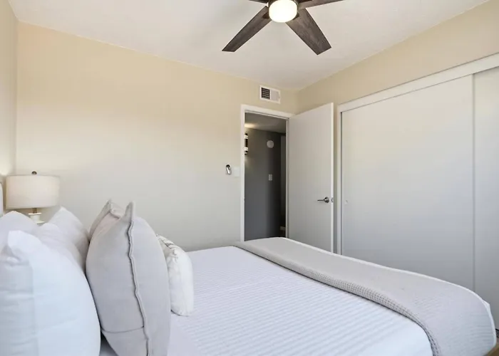 Comanche Hideaway Chandler