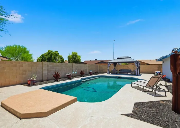 Comanche Hideaway